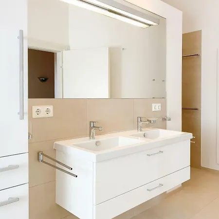Penthouse Am Strand Apartment
